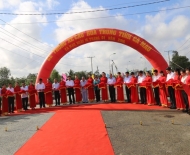 thong-xe-du-an-xoa-the-oc-dao-doan-tu-cau-nam-can-den-dat-muica-mau  Thông xe dự án xóa thế 'ốc đảo' đoạn từ cầu Năm Căn đến Đất Mũi-Cà Mau