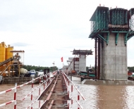 ben-tre-day-nhanh-tien-do-thi-cong-som-hoan-thanh-cau-co-chien Bến Tre: Đẩy nhanh tiến độ thi công sớm hoàn thành cầu Cổ Chiên